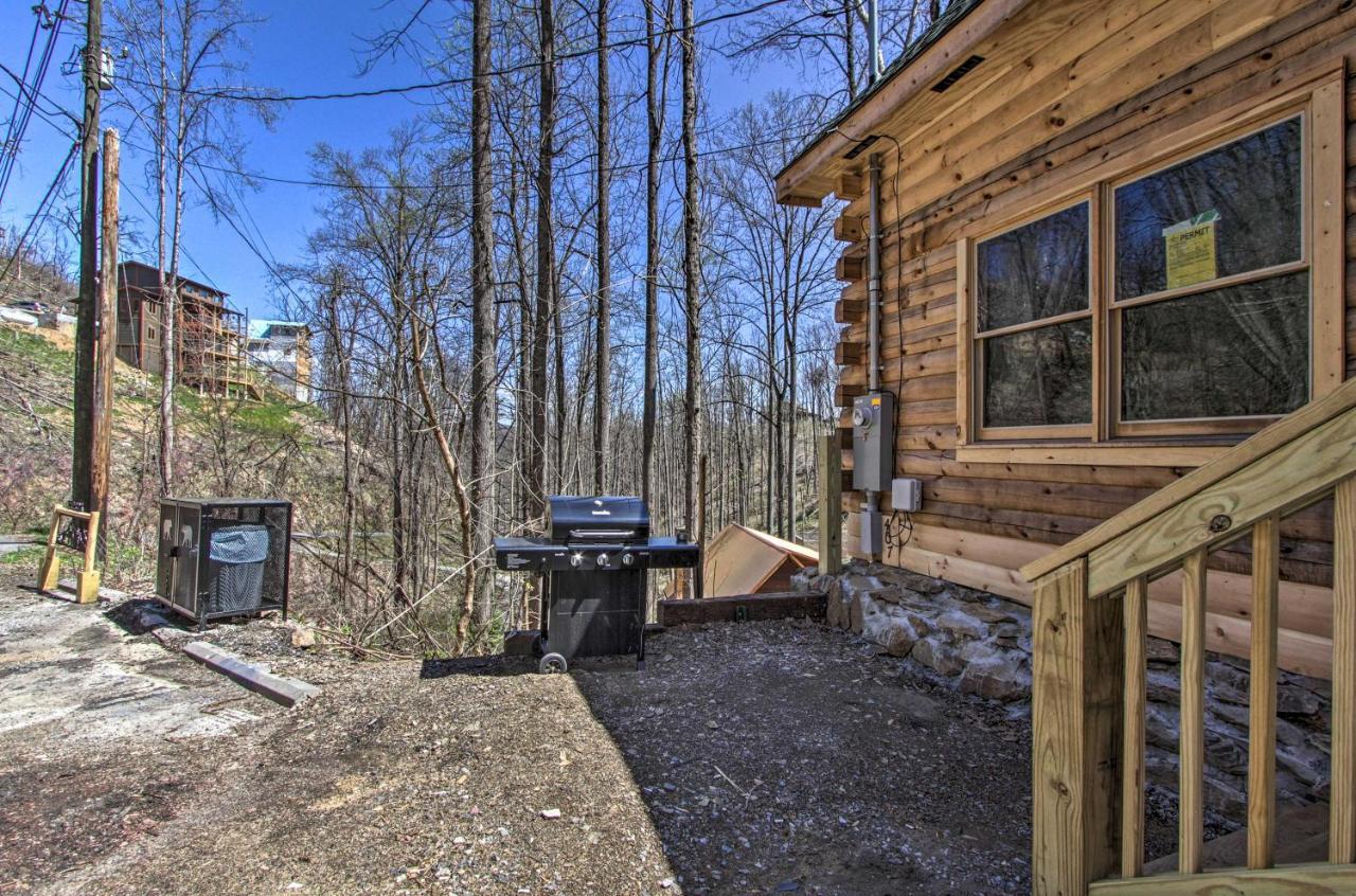 The Phoenix Cabin With Hot Tub In Gatlinburg! Екстер'єр фото